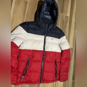 Tommy Hilfiger